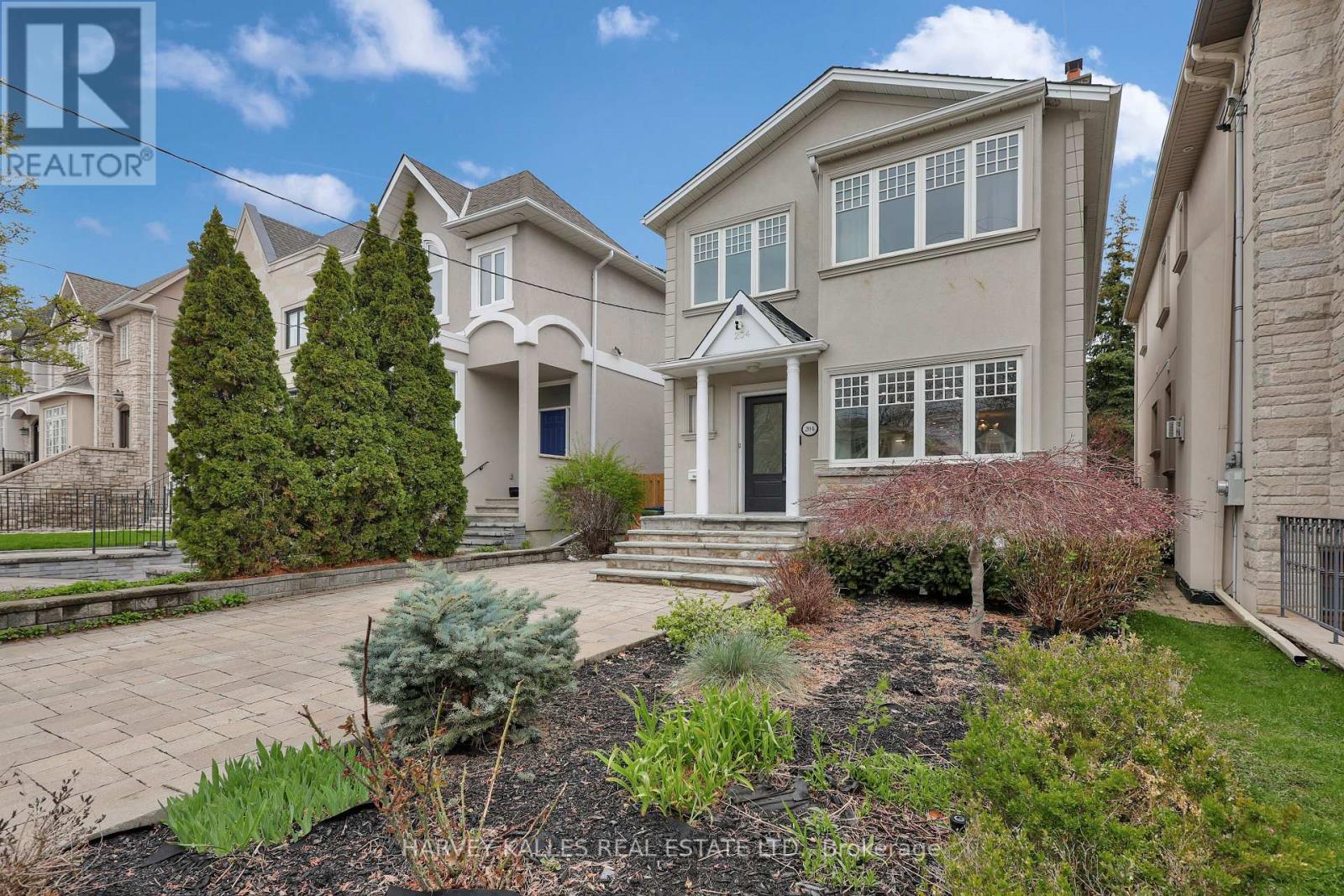 204 BROOKE AVENUE - 2