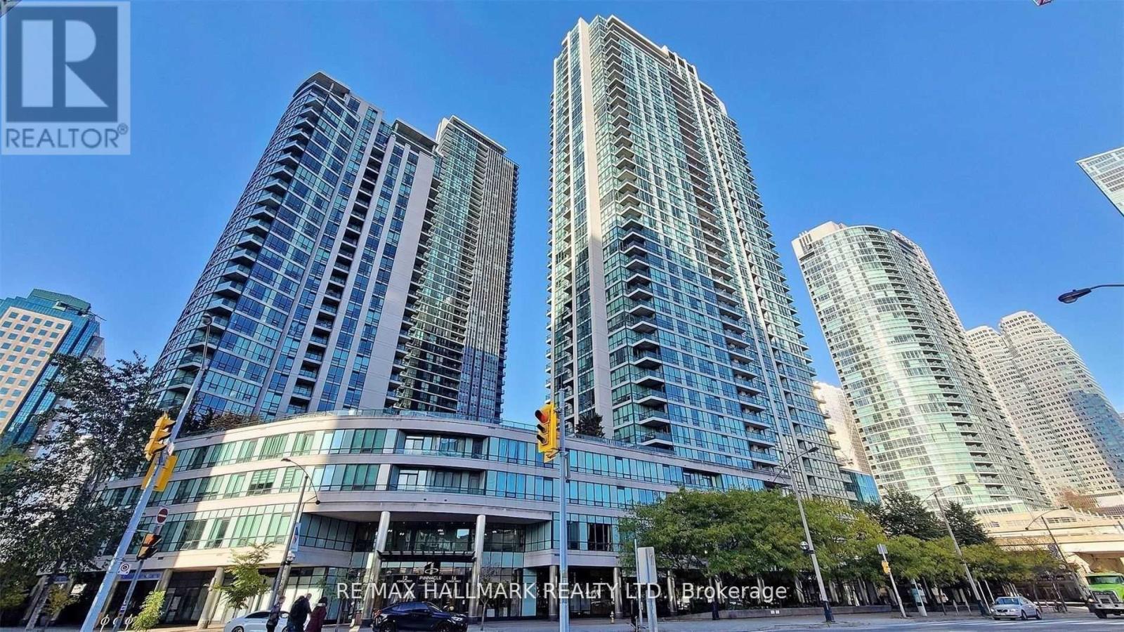 Listing photo of 3803 - 16 YONGE STREET