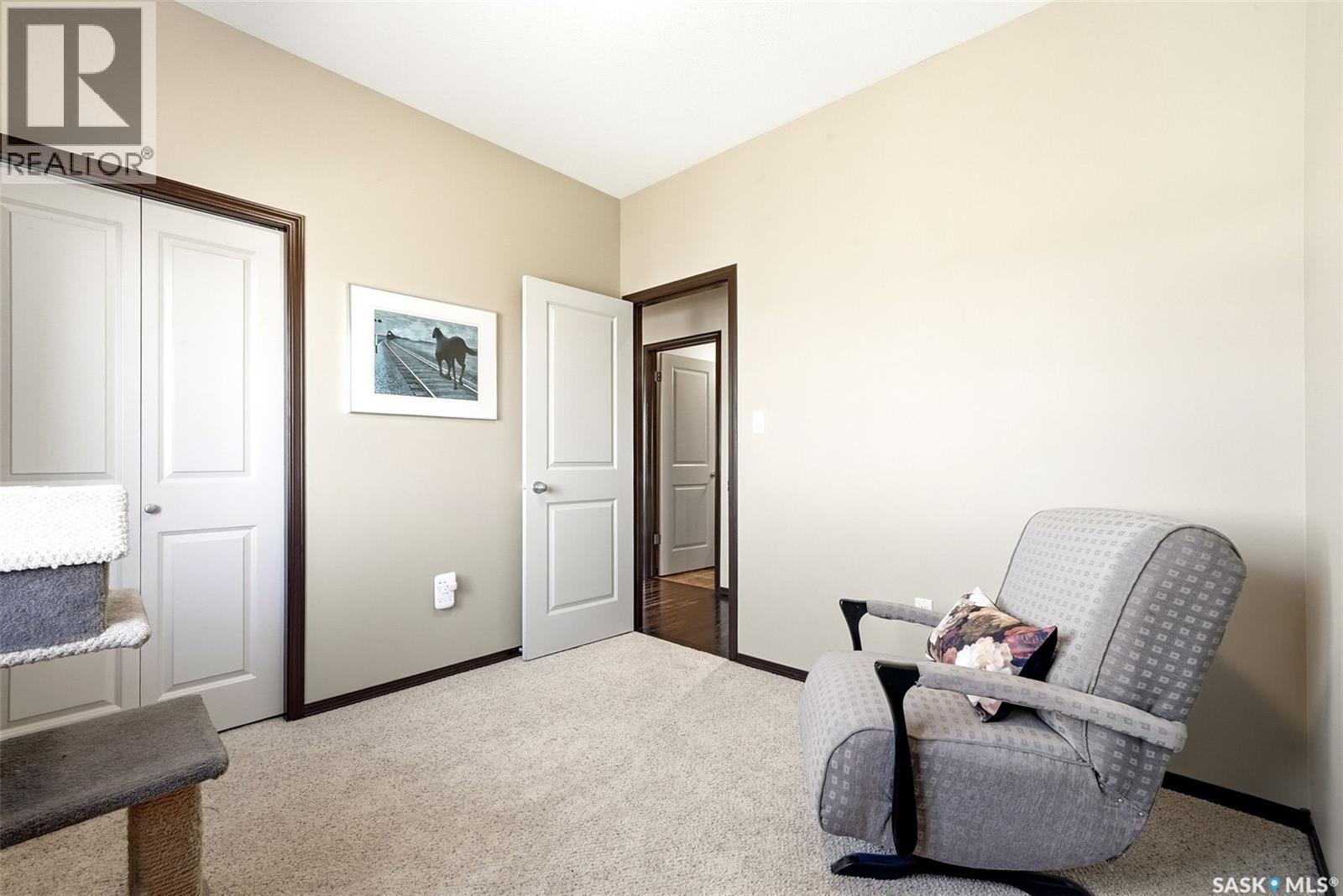 24 Bardel CRESCENT - 22
