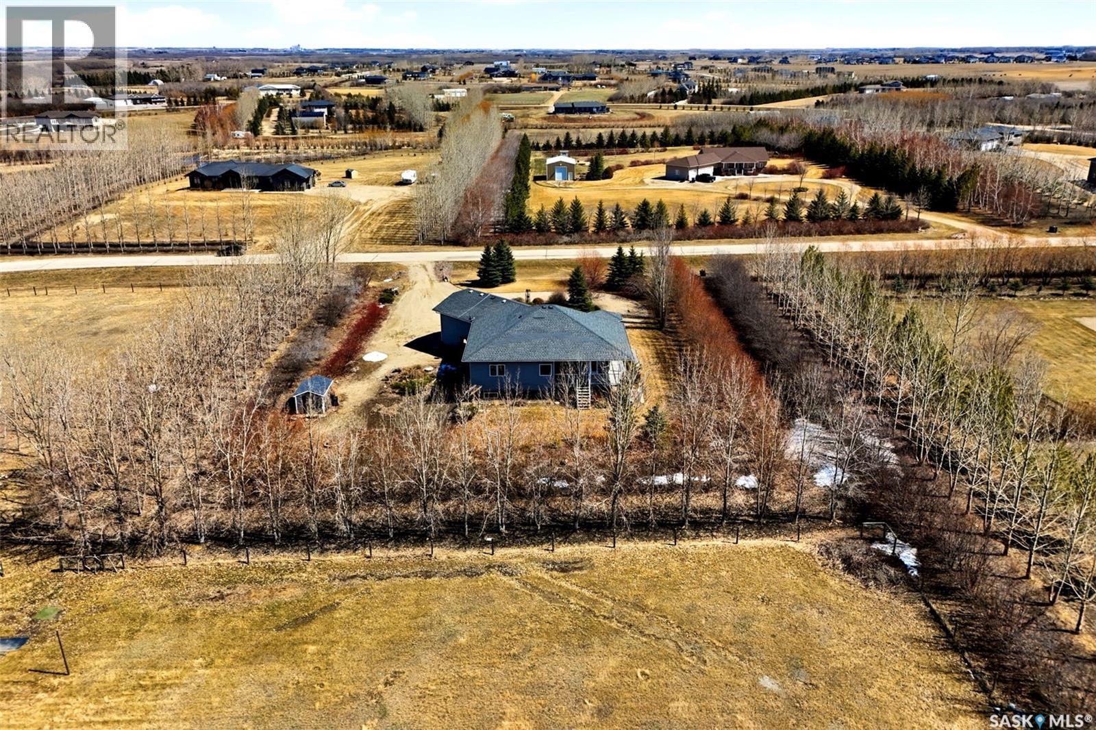 24 Bardel CRESCENT - 54