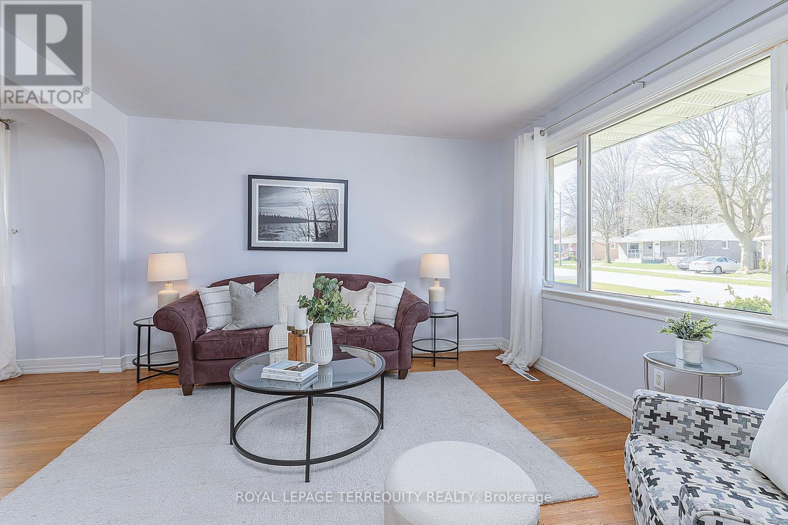 32 ADMIRAL ROAD - 5
