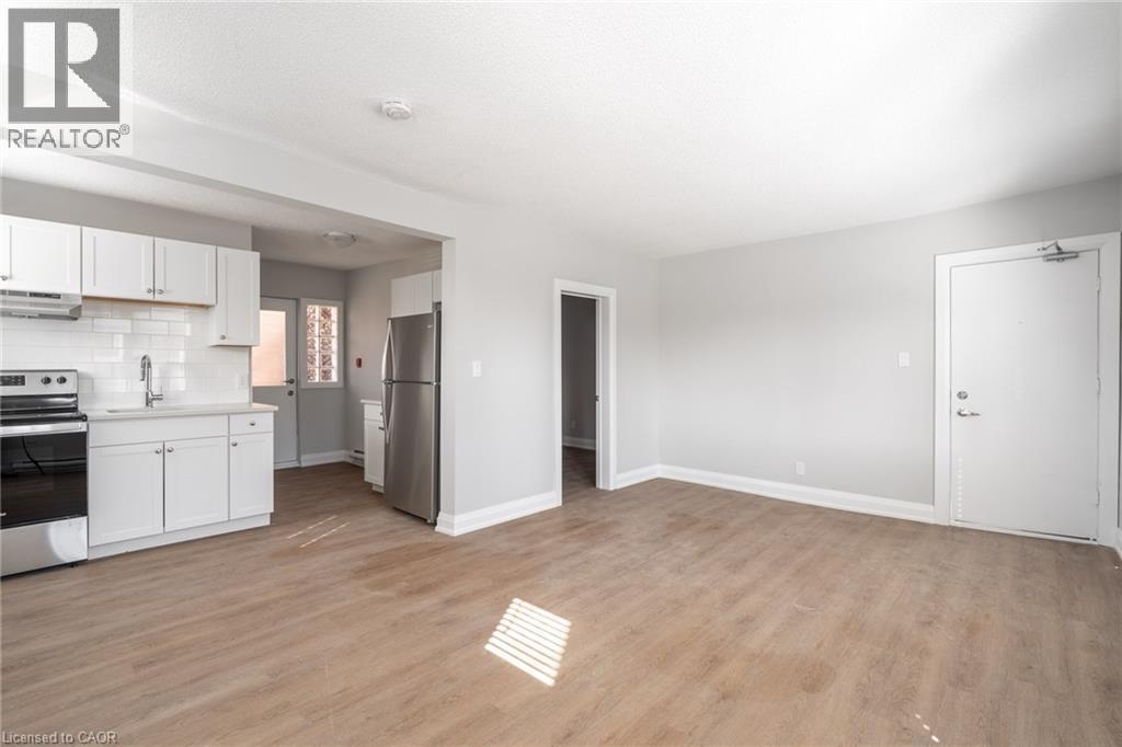 81 GIBSON Avenue Unit# 3, Hamilton, Ontario, L8L6J9 — Photo 4