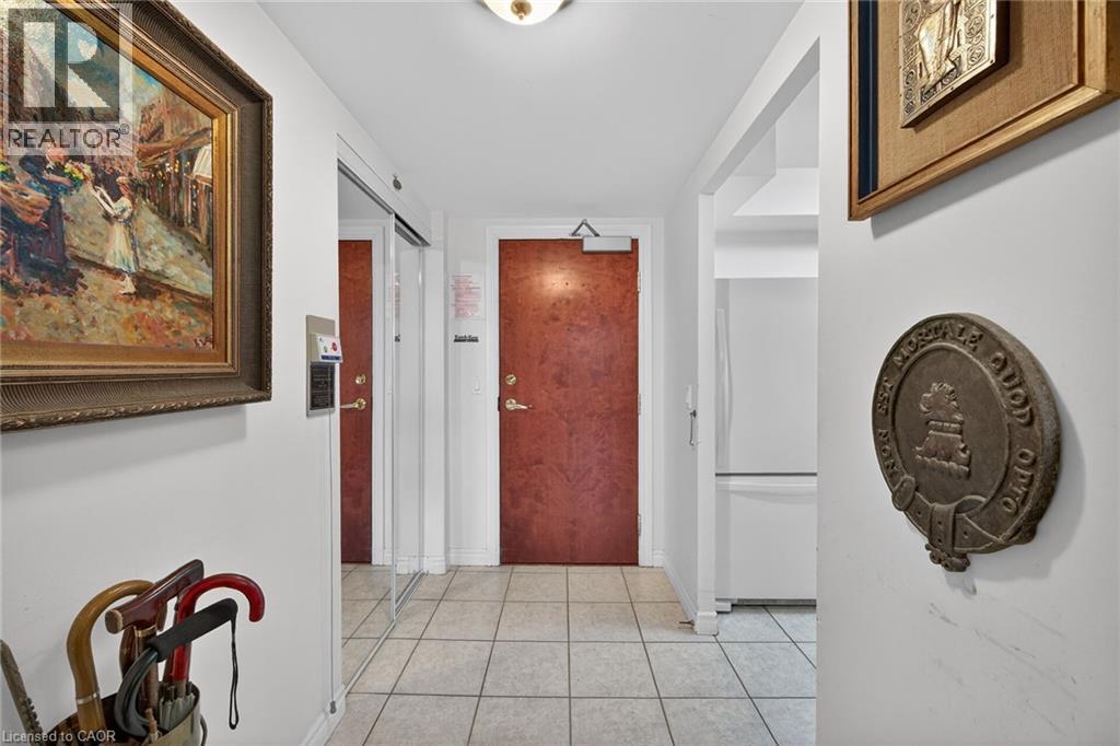 #1410 100 BURLOAK Drive - 16