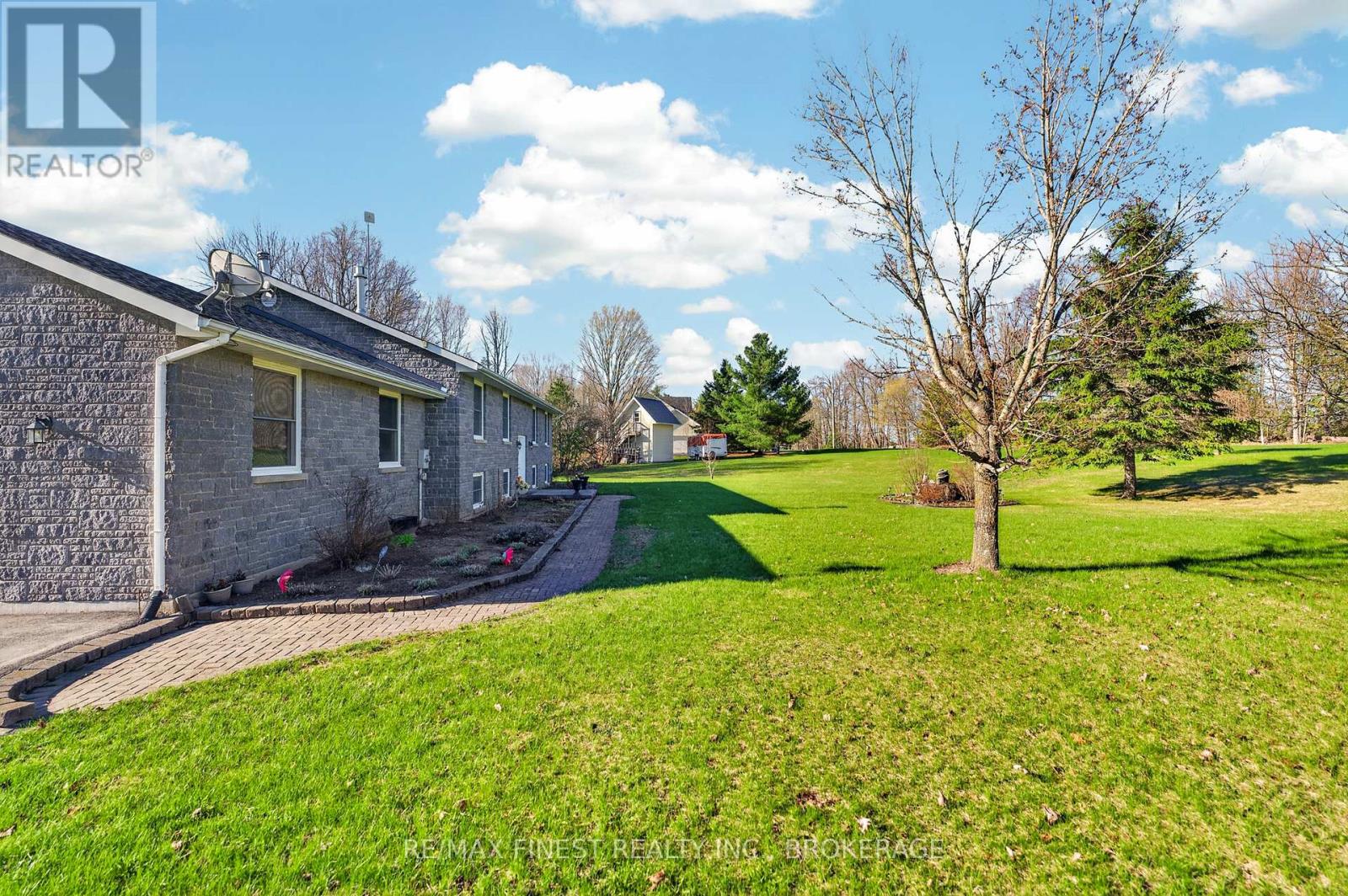 191 EMERSON ROAD - 5