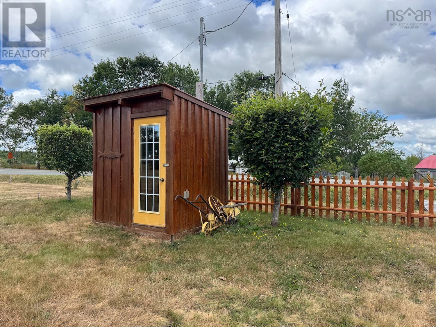 Property 14 of 49 of 920 STEWART HILL Road