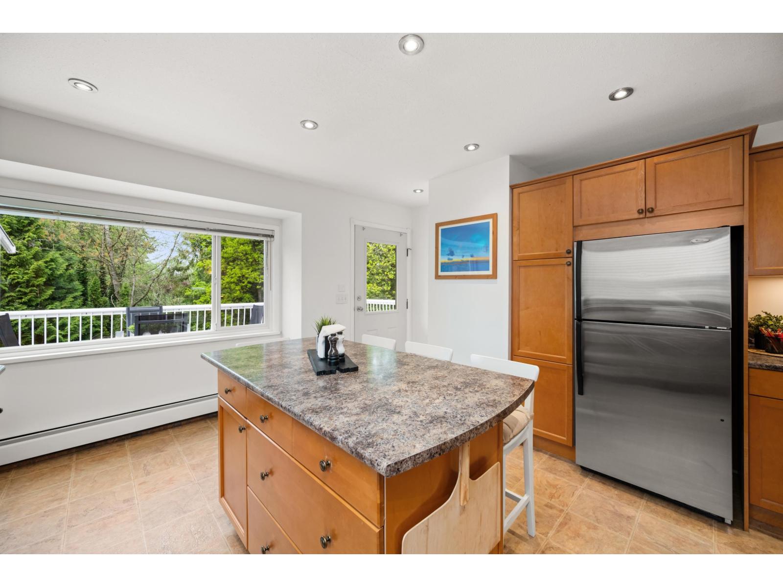 5 Bed, 3 Bath House for Sale in Langley – 20533 TELEGRAPH TRAIL, Langley - Image 12