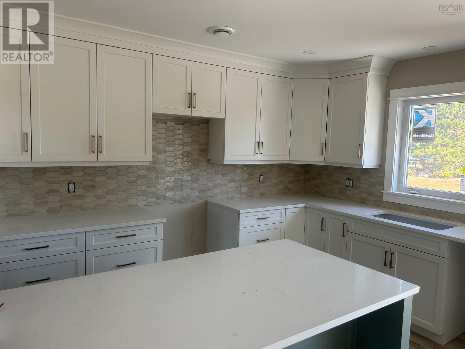 Property 10 of 30 of 1866 Greenwood Road