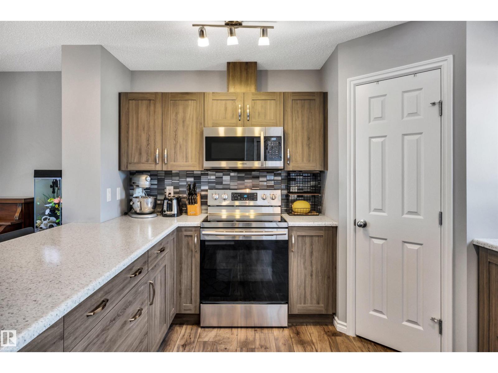 2424 WONNACOTT CT SW, Edmonton