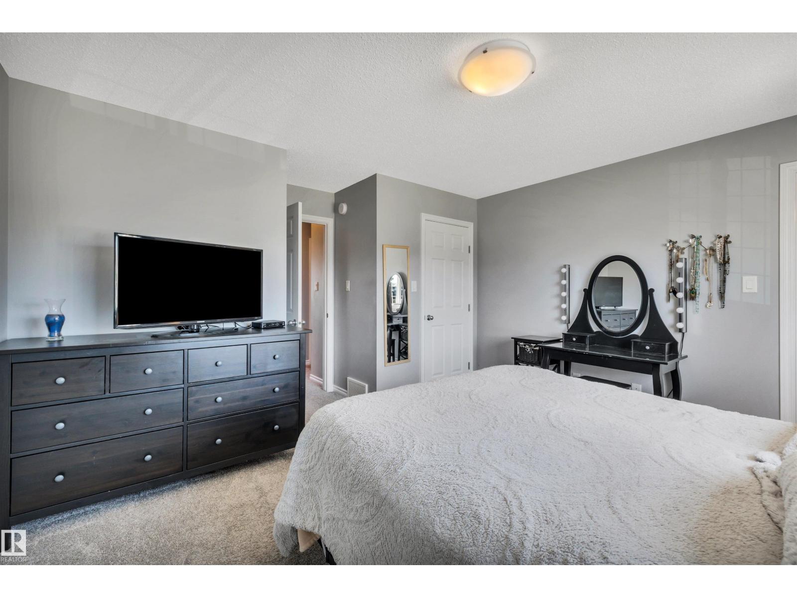 2424 WONNACOTT CT SW, Edmonton