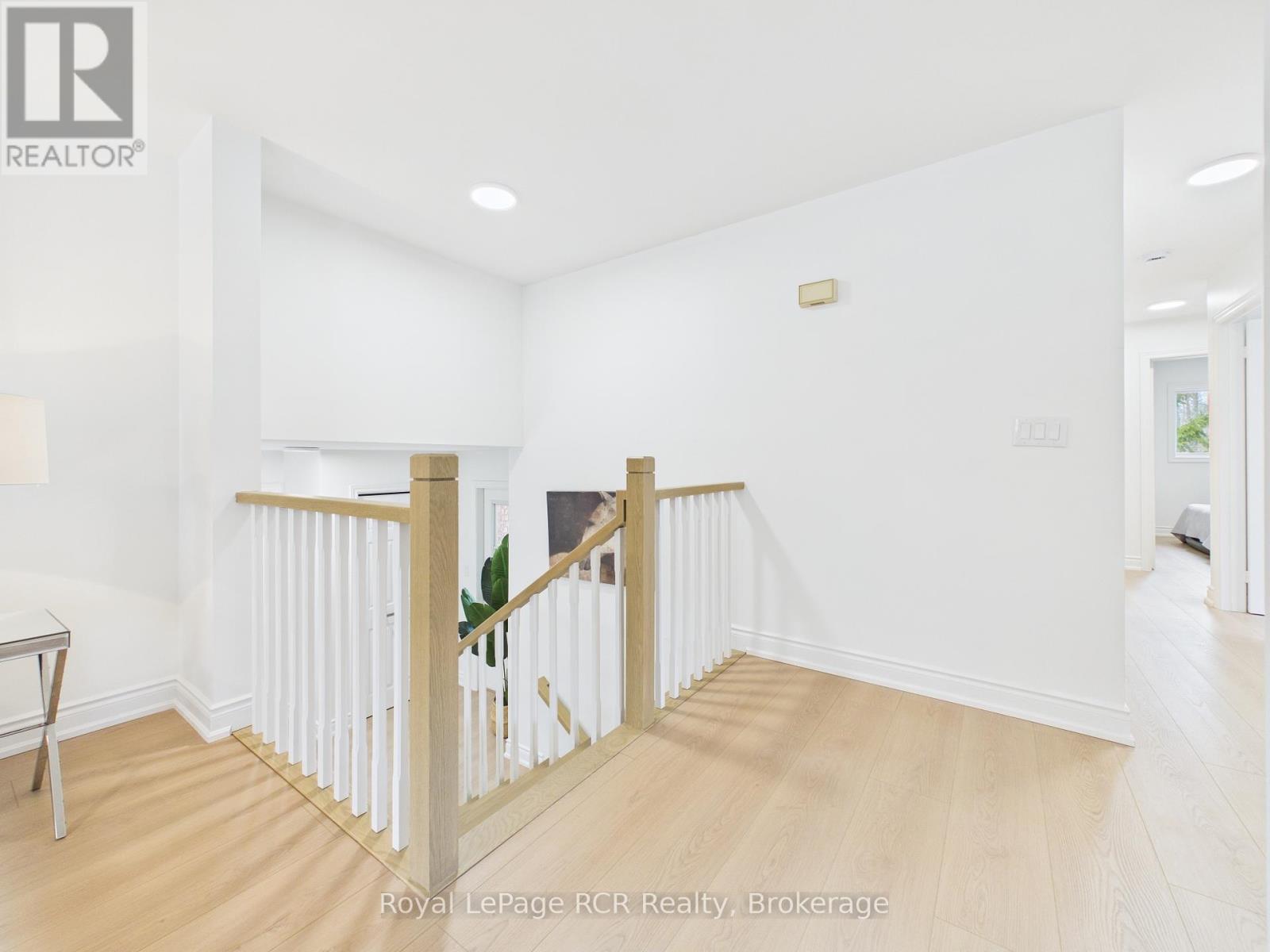 43 GRAHAM CRESCENT - 28