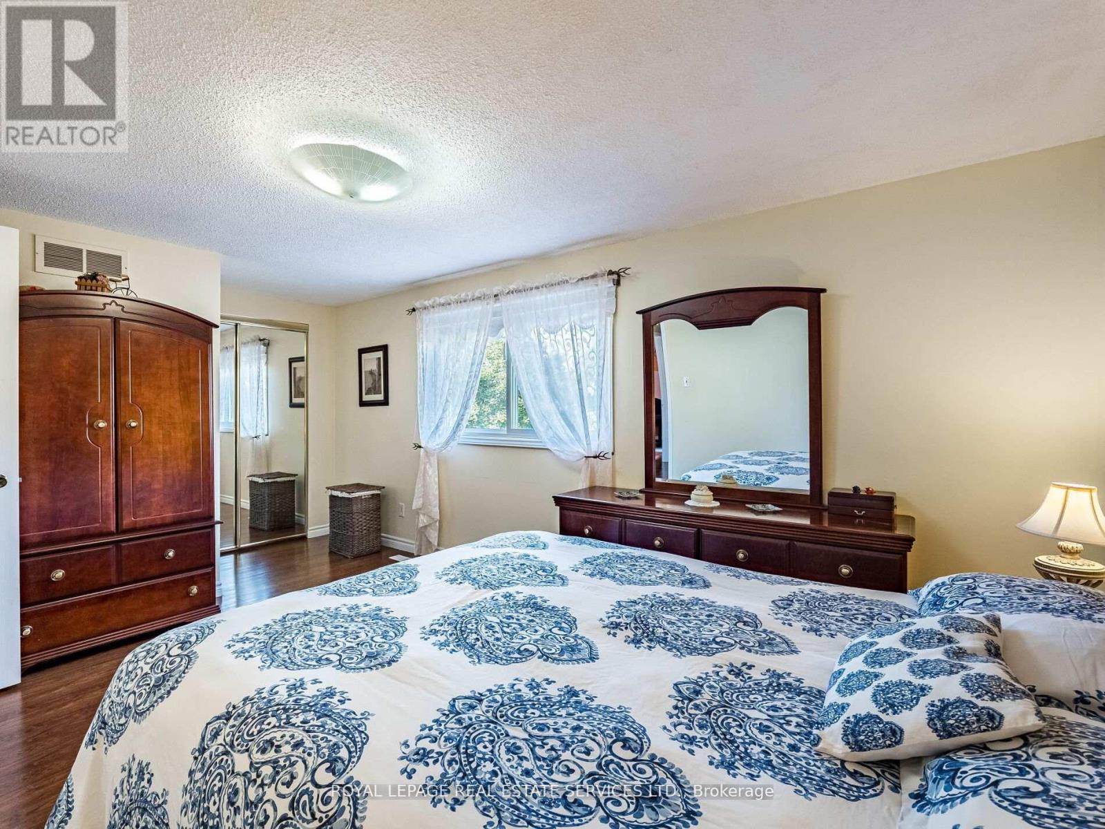 77 MARTINDALE CRESCENT - 21