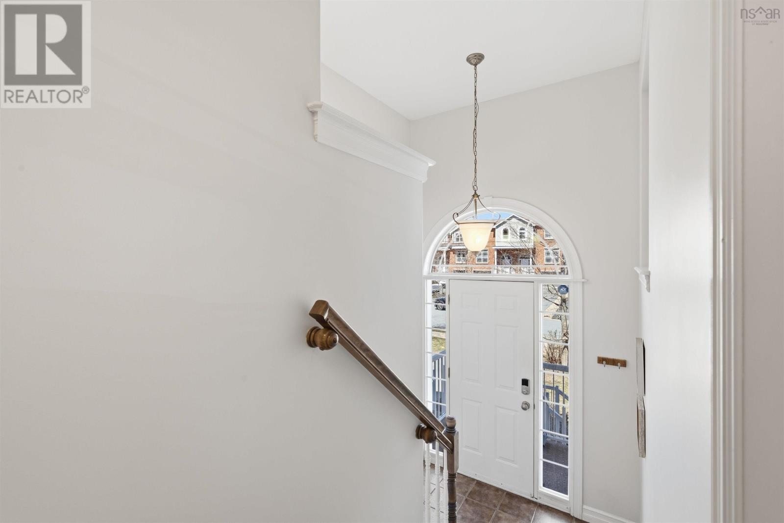 Property 5 of 47 of 32 Windstone Close