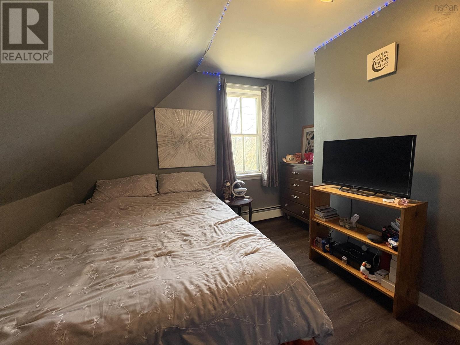 Property 21 of 28 of 8503 Sherbrooke Road