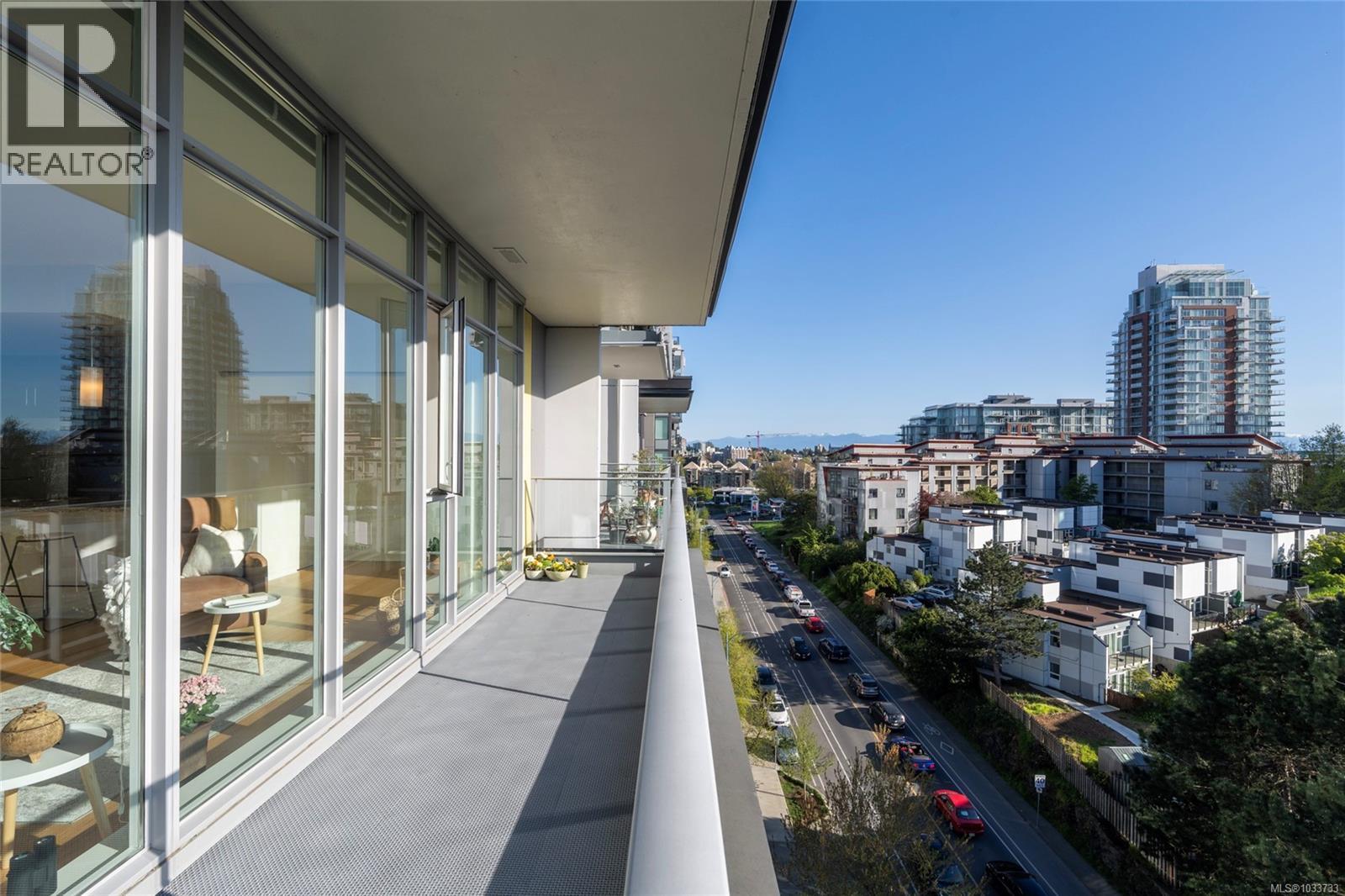#803 373 Tyee Rd - 20