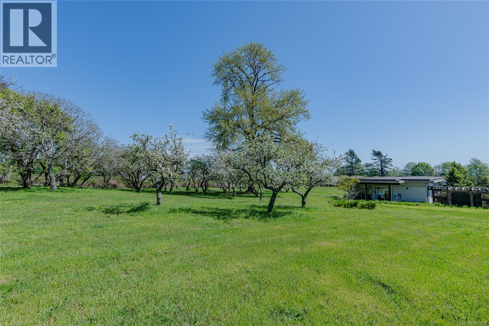 #405 3223 Selleck Way - 42