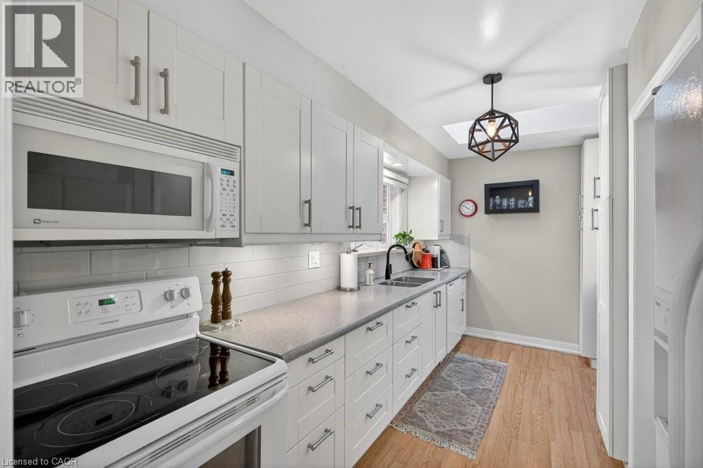 362 PEPPER Drive - 18