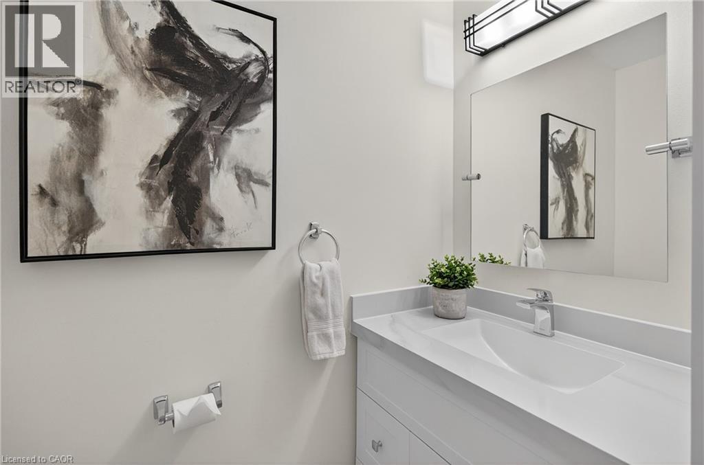 2347 TWEEDSMUIR Court, Burlington, Ontario, L7P4K9 — Photo 15