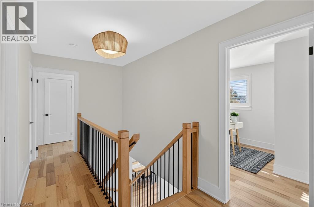 2347 TWEEDSMUIR Court, Burlington, Ontario, L7P4K9 — Photo 17