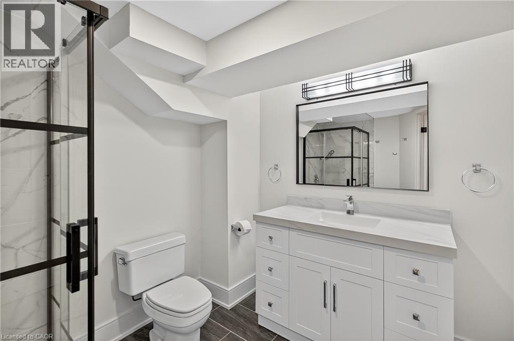 2347 TWEEDSMUIR Court, Burlington, Ontario, L7P4K9 — Photo 29