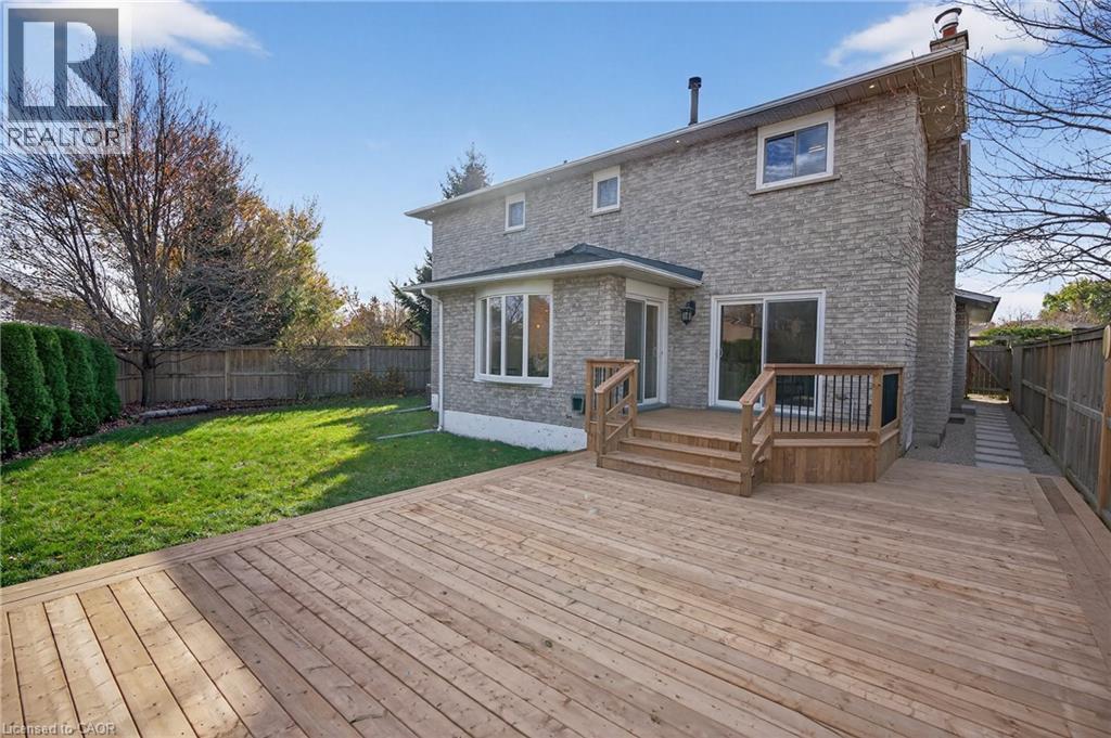 2347 TWEEDSMUIR Court, Burlington, Ontario, L7P4K9 — Photo 32
