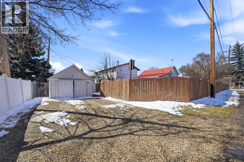 5019 58 Street, Lacombe