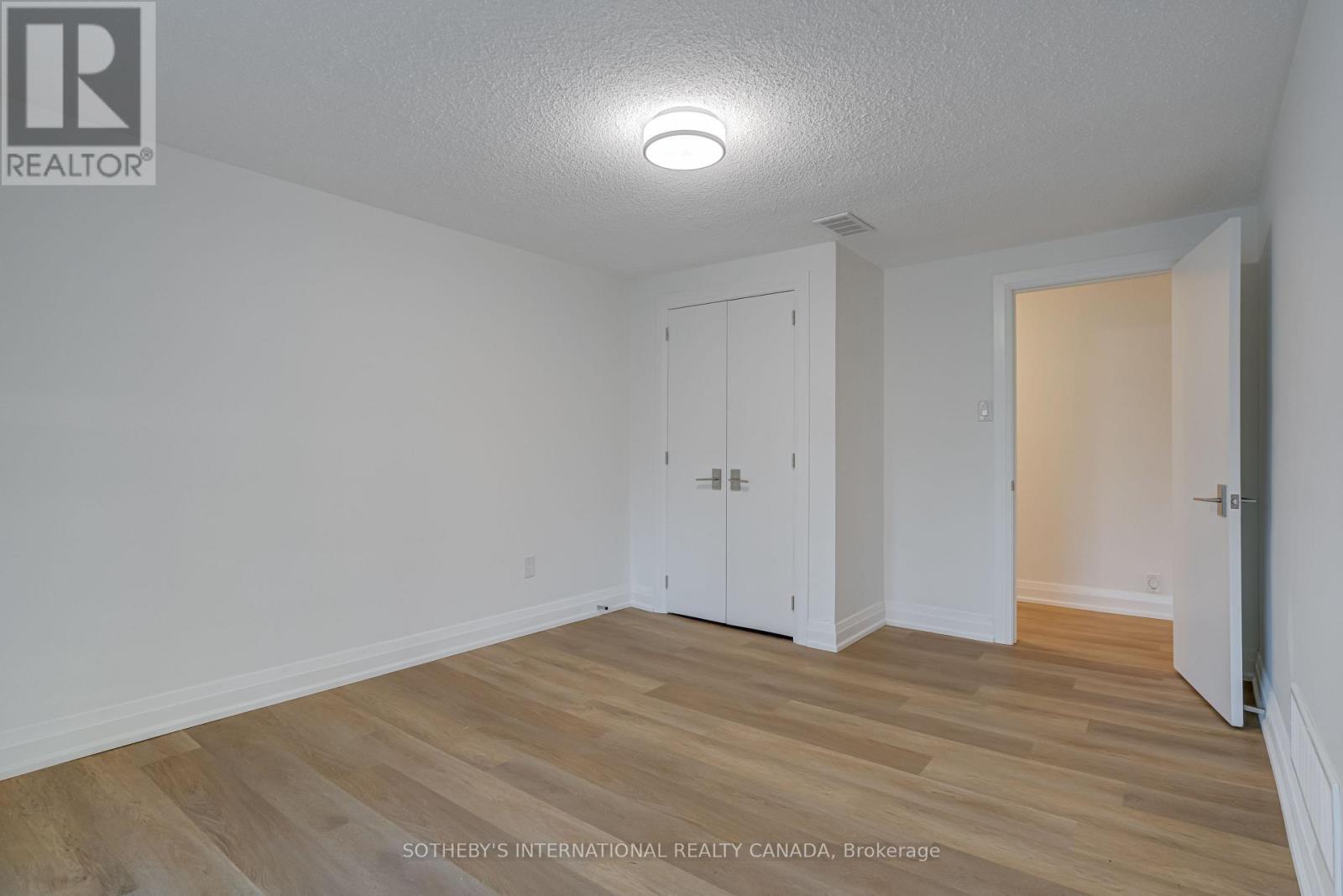 34 EUPHRASIA DRIVE - 29