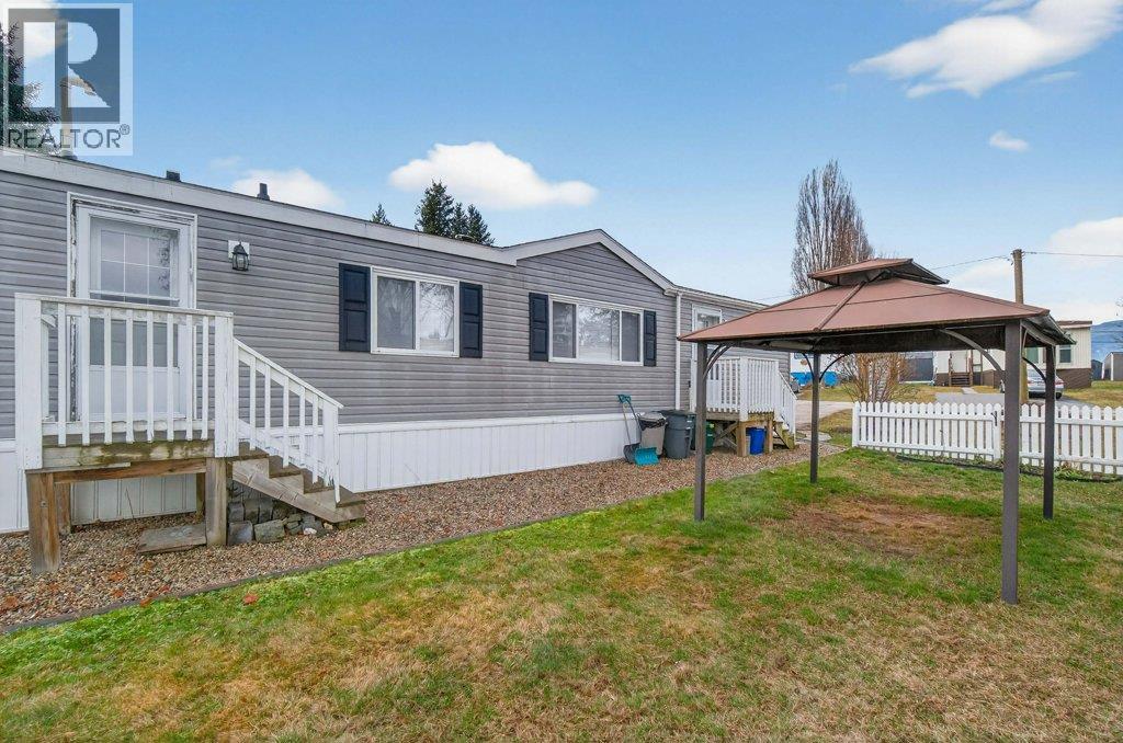 #39 3350 10 Avenue NE - 1