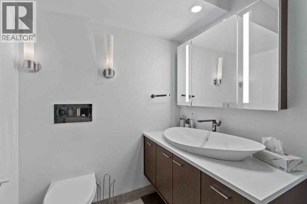 1321 10 Avenue NE - 22