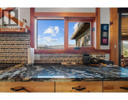 1321 10 Avenue Ne, Salmon Arm, BC V1E2V6 Photo 38