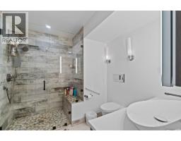 1321 10 Avenue Ne, Salmon Arm, BC V1E2V6 Photo 17