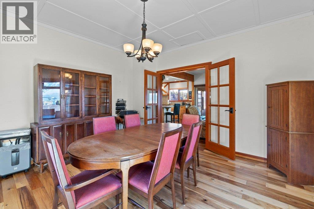 1321 10 Avenue NE - 45