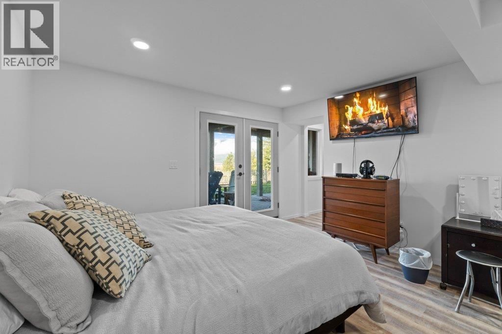 1321 10 Avenue NE - 20
