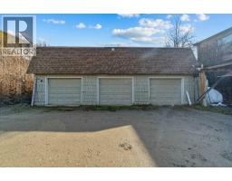 1321 10 Avenue Ne, Salmon Arm, BC V1E2V6 Photo 65