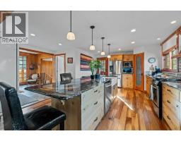 1321 10 Avenue Ne, Salmon Arm, BC V1E2V6 Photo 33
