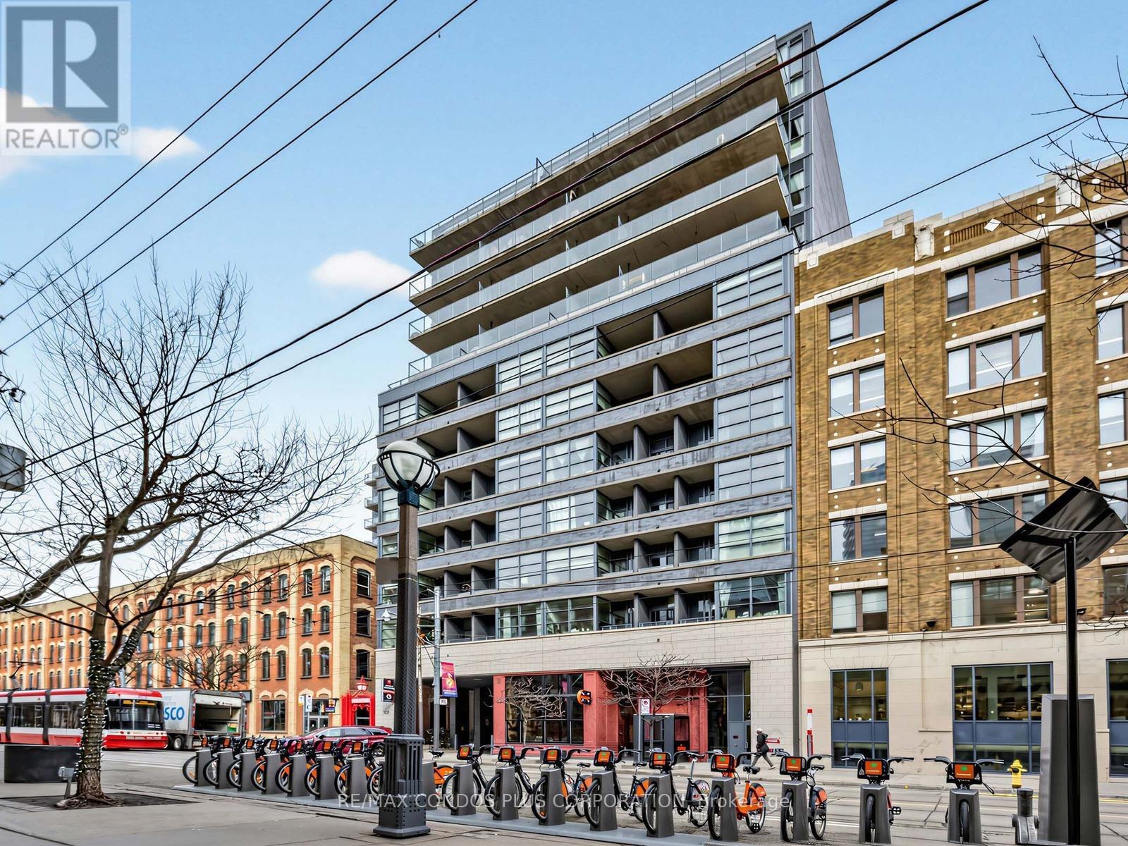 Listing photo of 412 - 478 KING STREET W