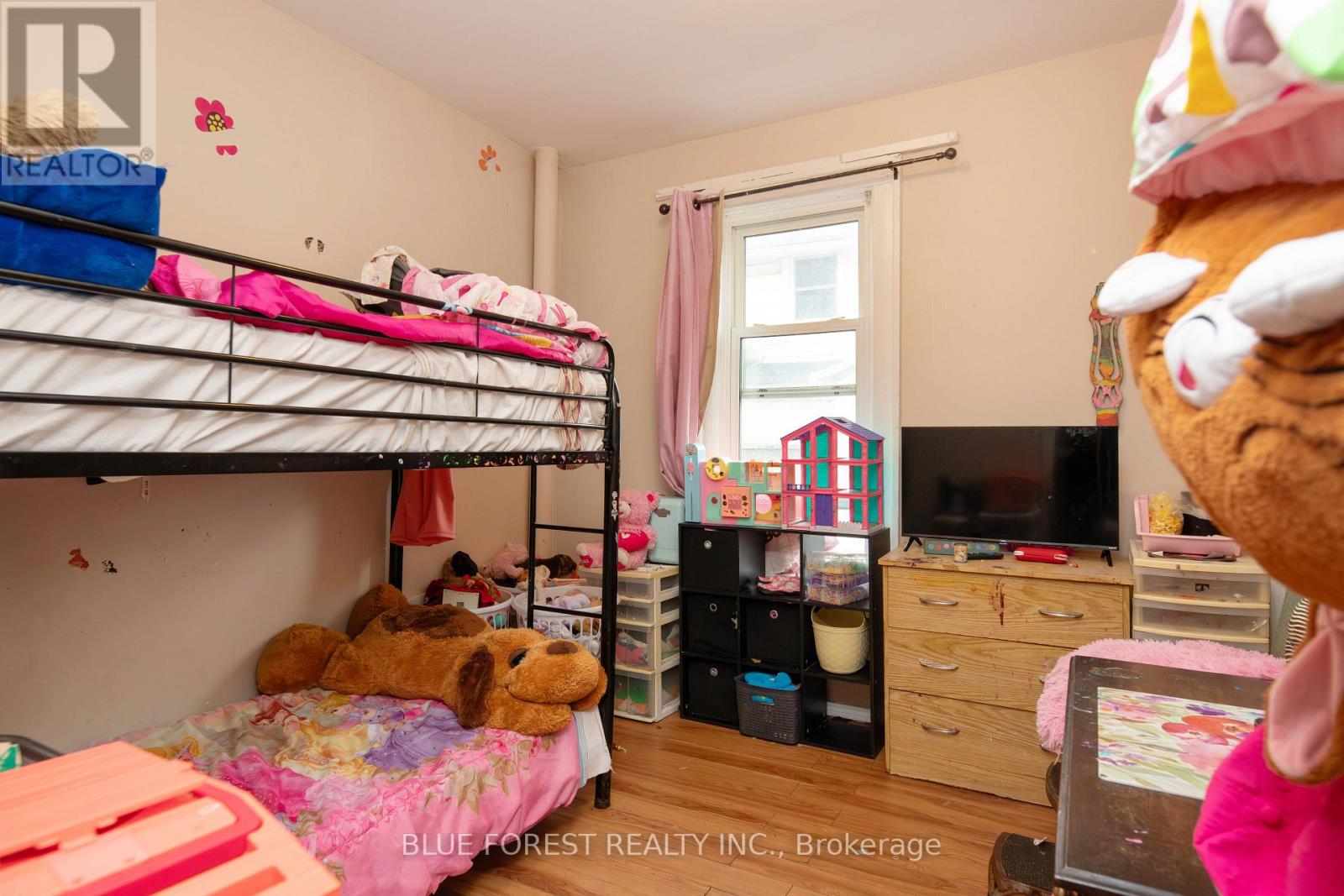 128 WEST STREET - 36