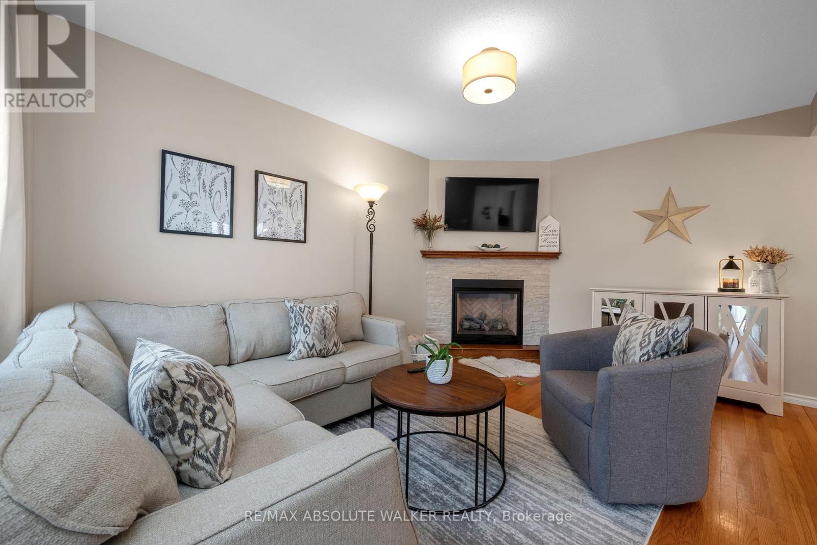 671 MATHIEU WAY - 6