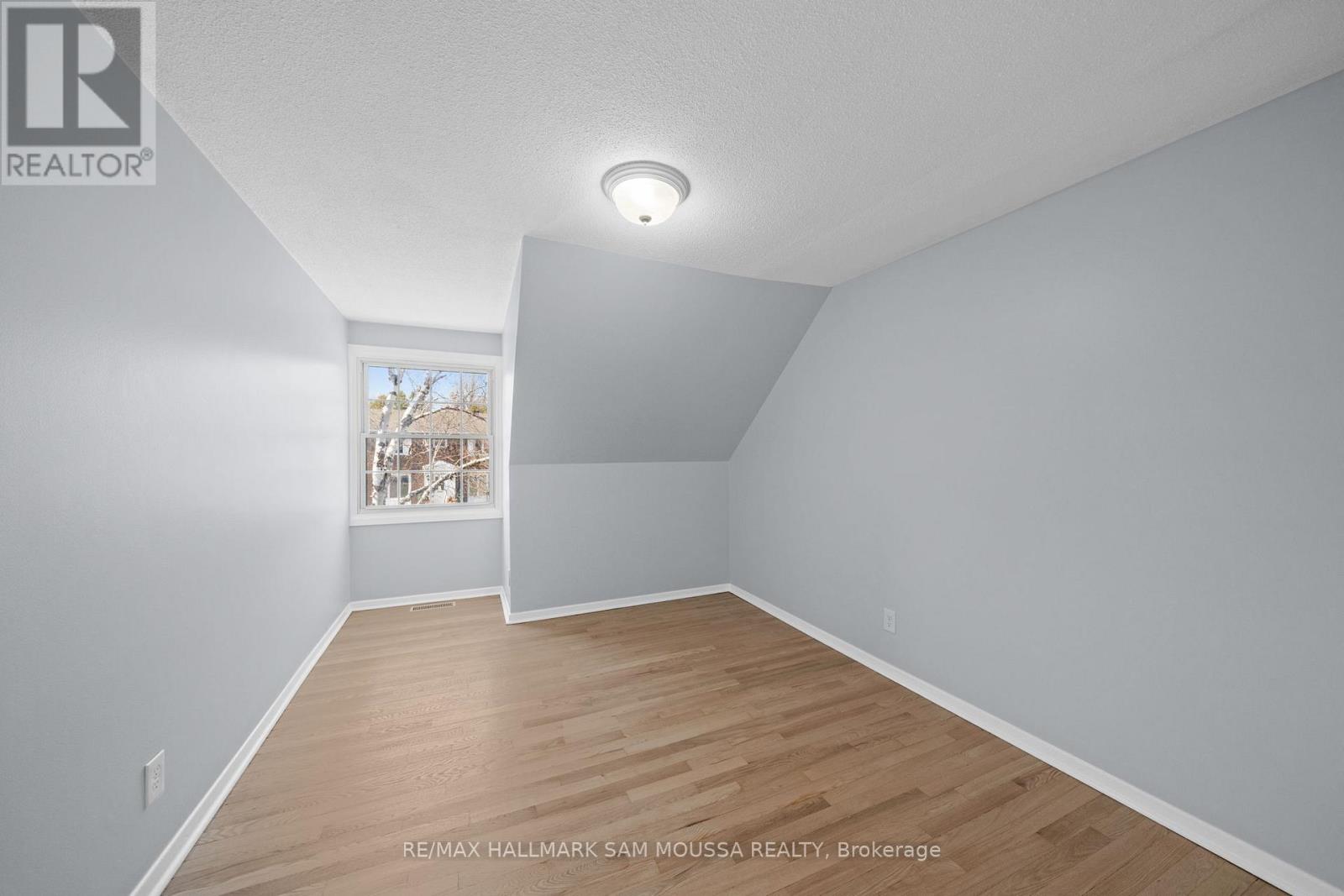 2750 CONSUL AVENUE - 26
