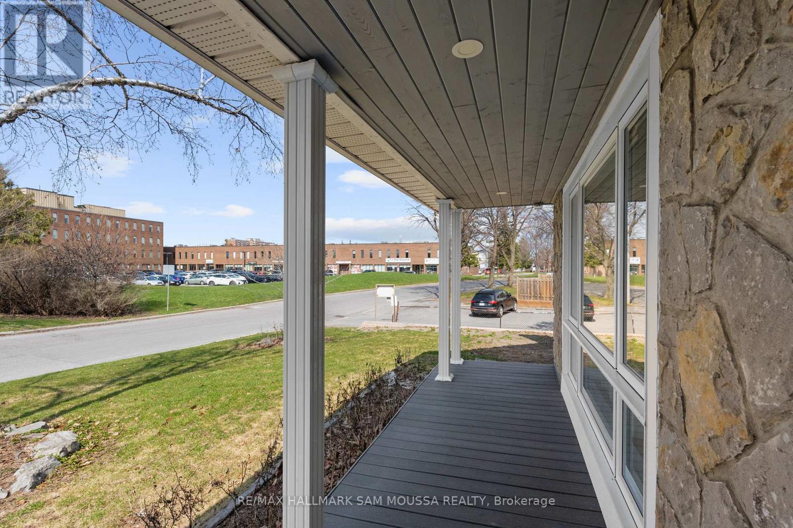2750 CONSUL AVENUE - 5