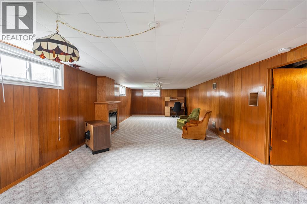1003 MICHIGAN AVENUE - 20