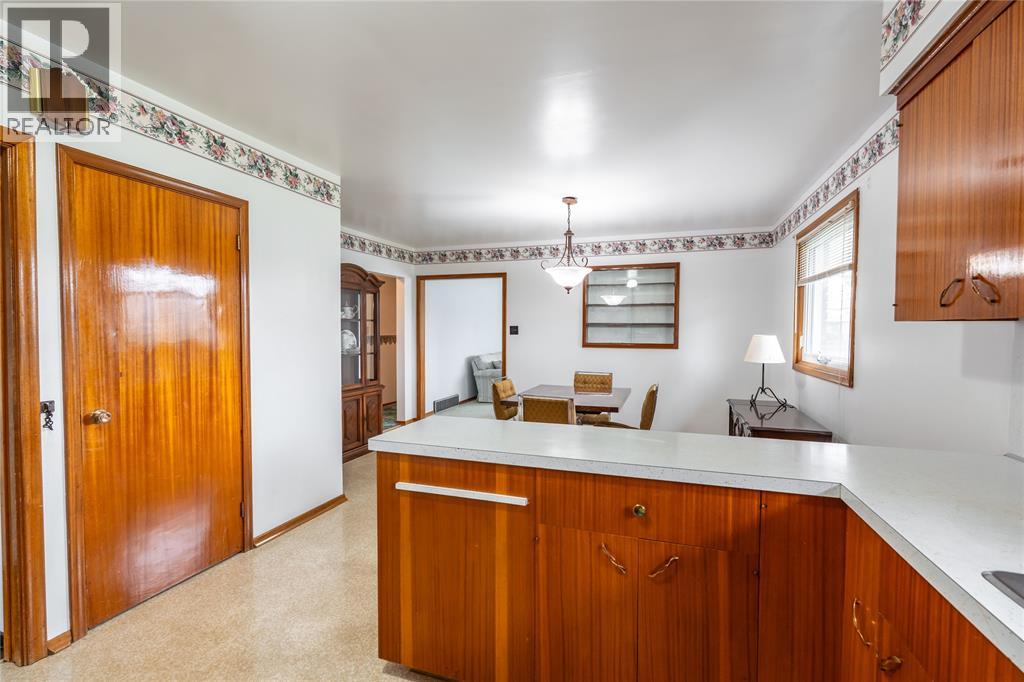1003 MICHIGAN AVENUE - 7