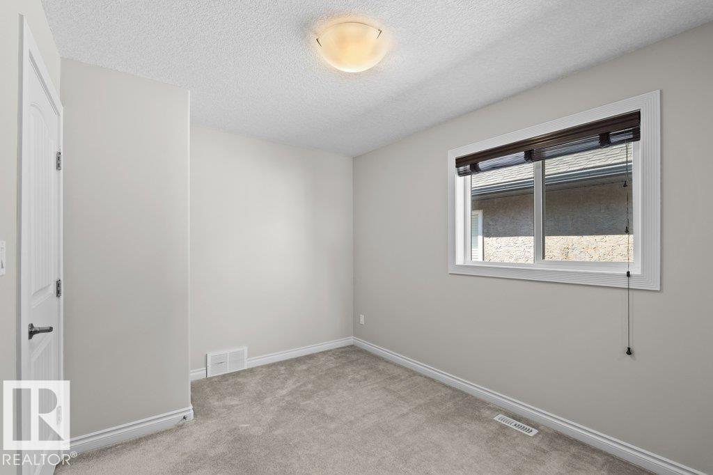 5871 166 AV NW - 23