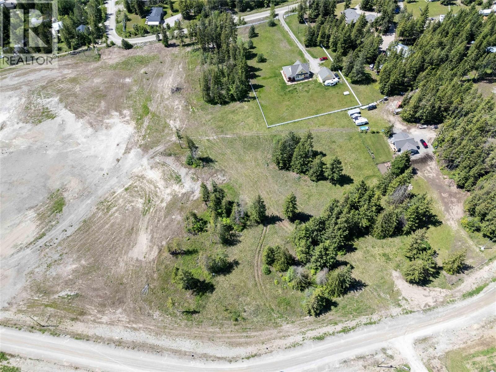 3694 Ford Road, Tappen