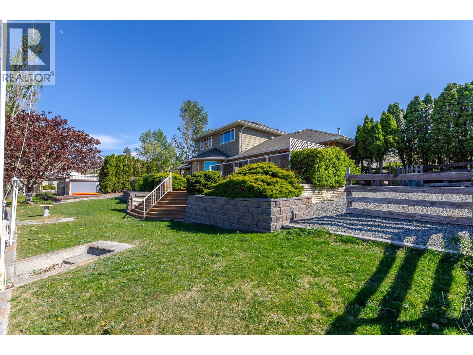 8405 104th Avenue, Osoyoos
