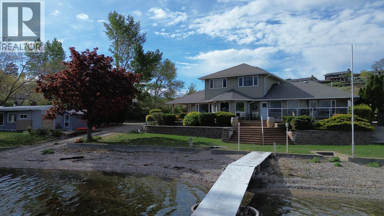 8405 104th Avenue, Osoyoos