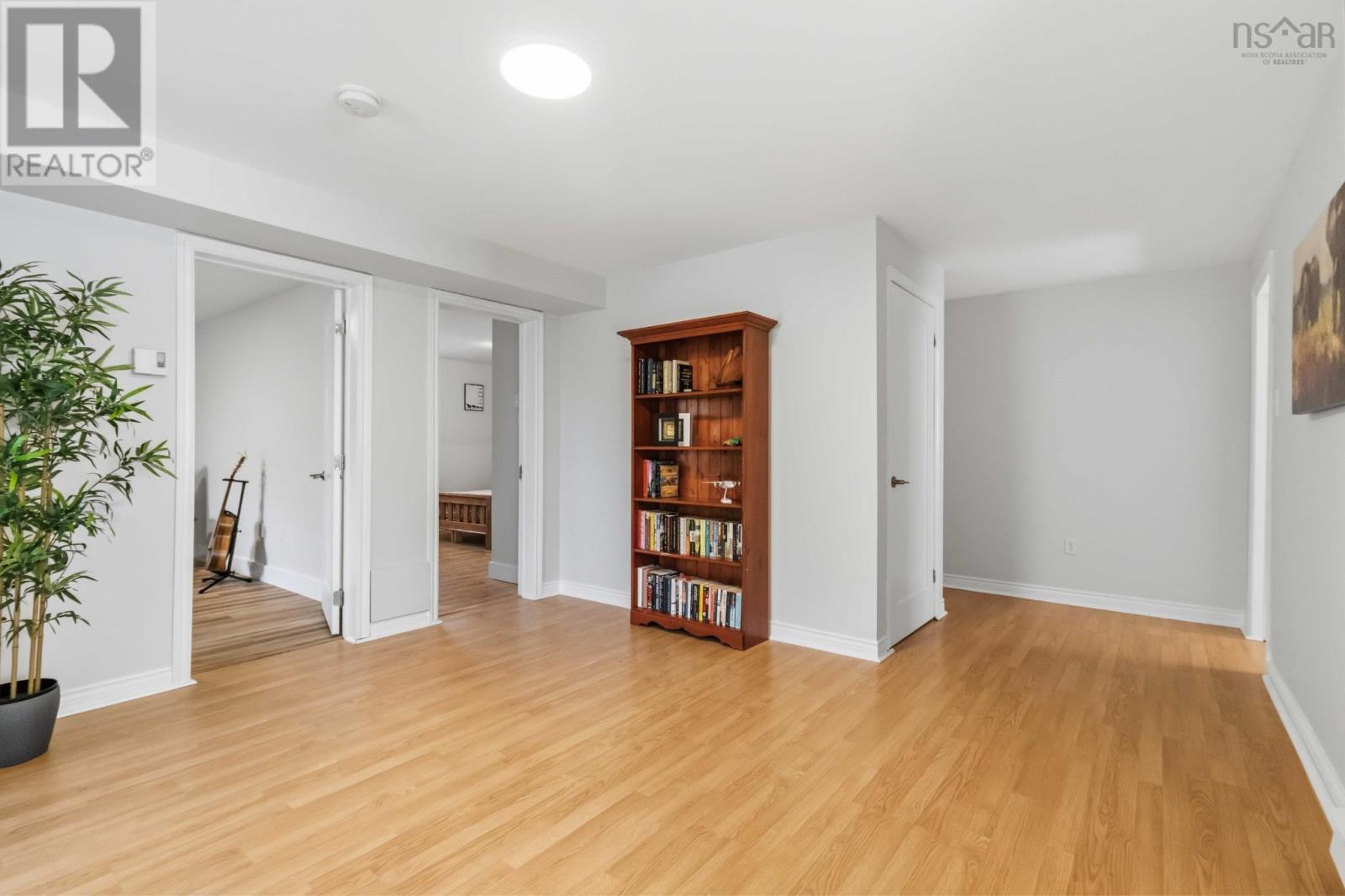 Property 27 of 41 of 7A Short Street