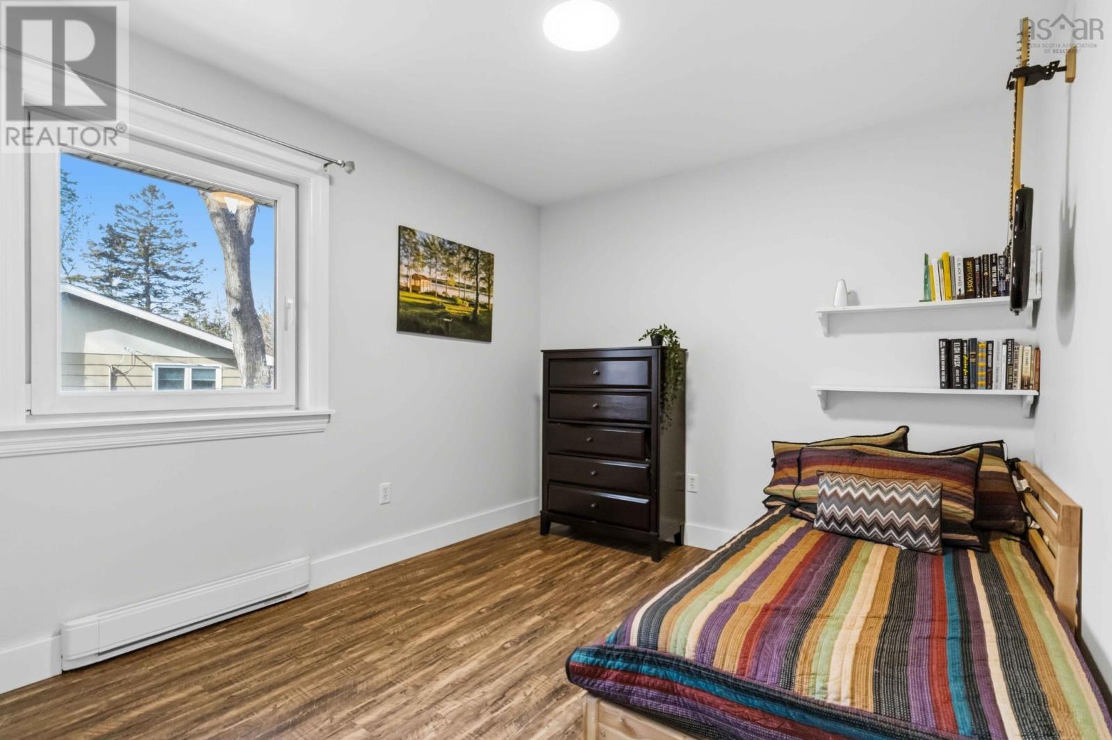 Property 18 of 41 of 7A Short Street