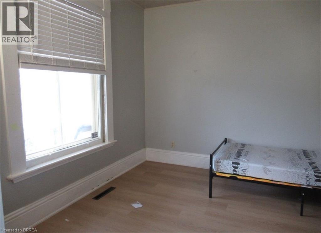 196 WELLINGTON Street, Brantford, Ontario, N3S3Z2 — Photo 11