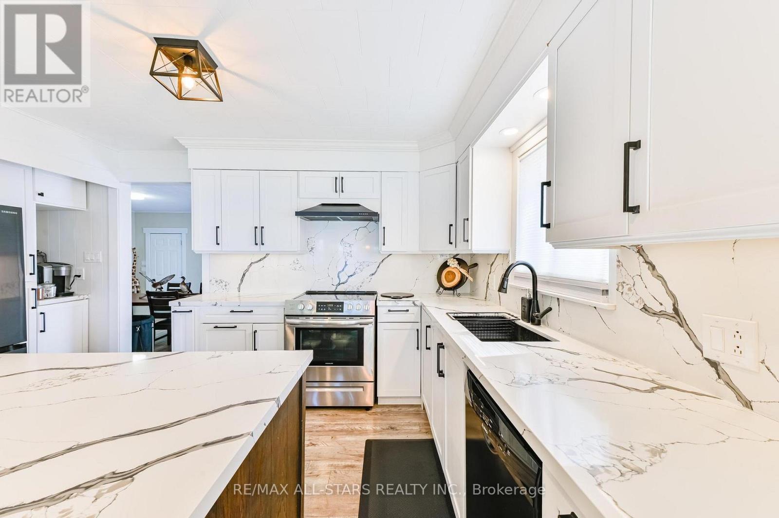 53 MEACHIN DRIVE - 13