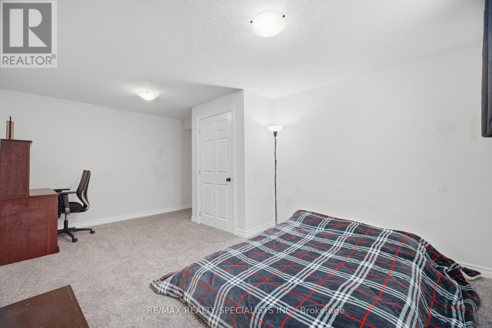 650 REID CRESCENT - 43